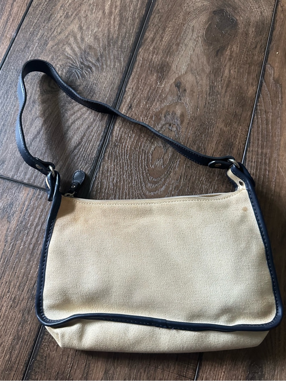Y2K Tommy Hilfiger Cream Canvas Shoulder Bag with Navy Trim and Red-Blue Stripe - Picture 2 of 3